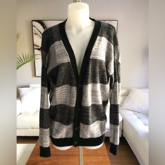 TNA Button Up V Neck Cardigan - Picture 2 of 6